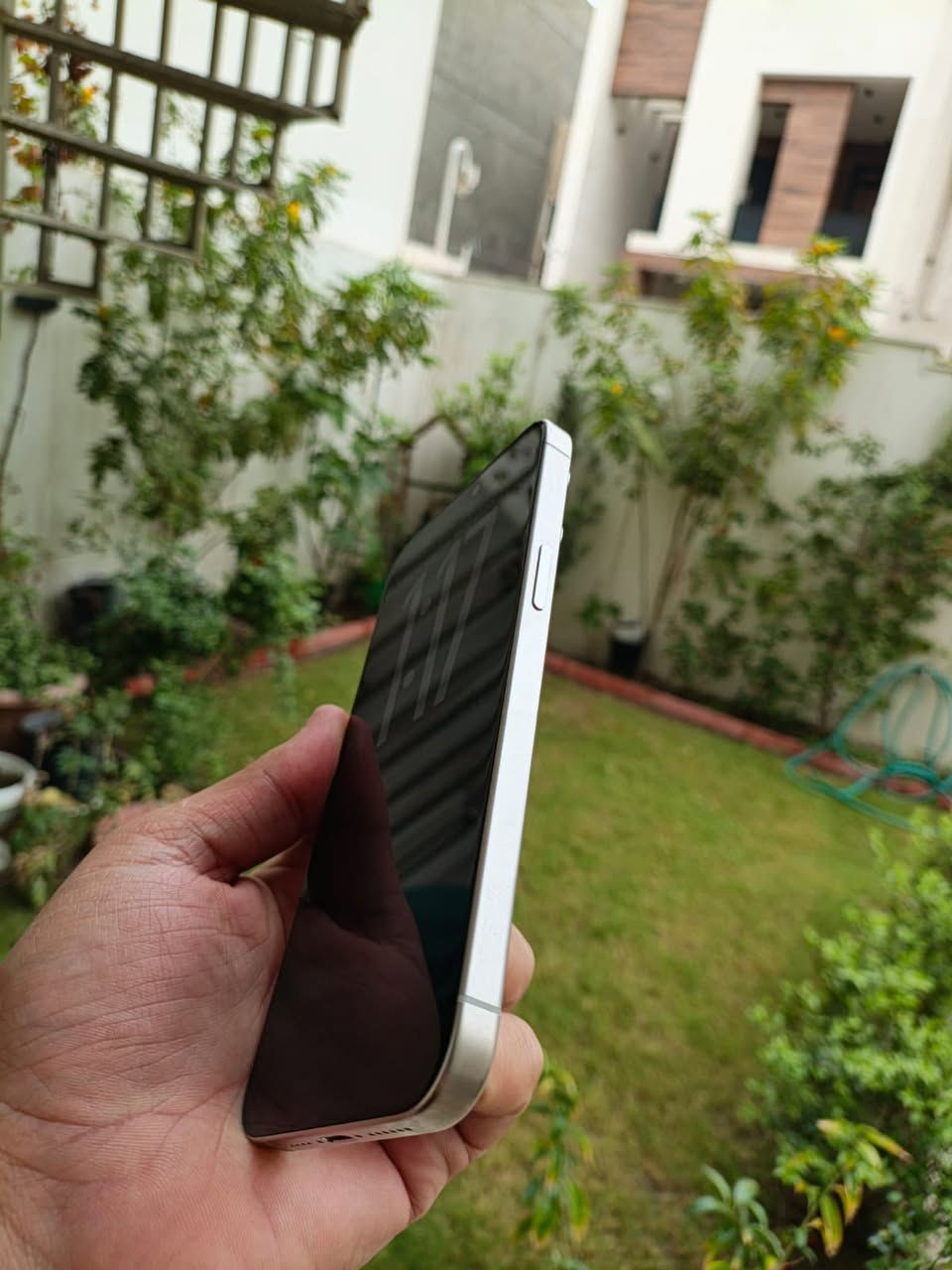 السلام عليكم ايفون 15 برو ماكس
ذاكرة 256 
بطارية 90‎%‎ 
نظافة 98‎%‎ 
وكالة ماستر شرق اوسط 
مكاني بغداد  
سعر البيع مليون و50 
واذا اكو مراوس مع 14 برو ماكس 
***********
