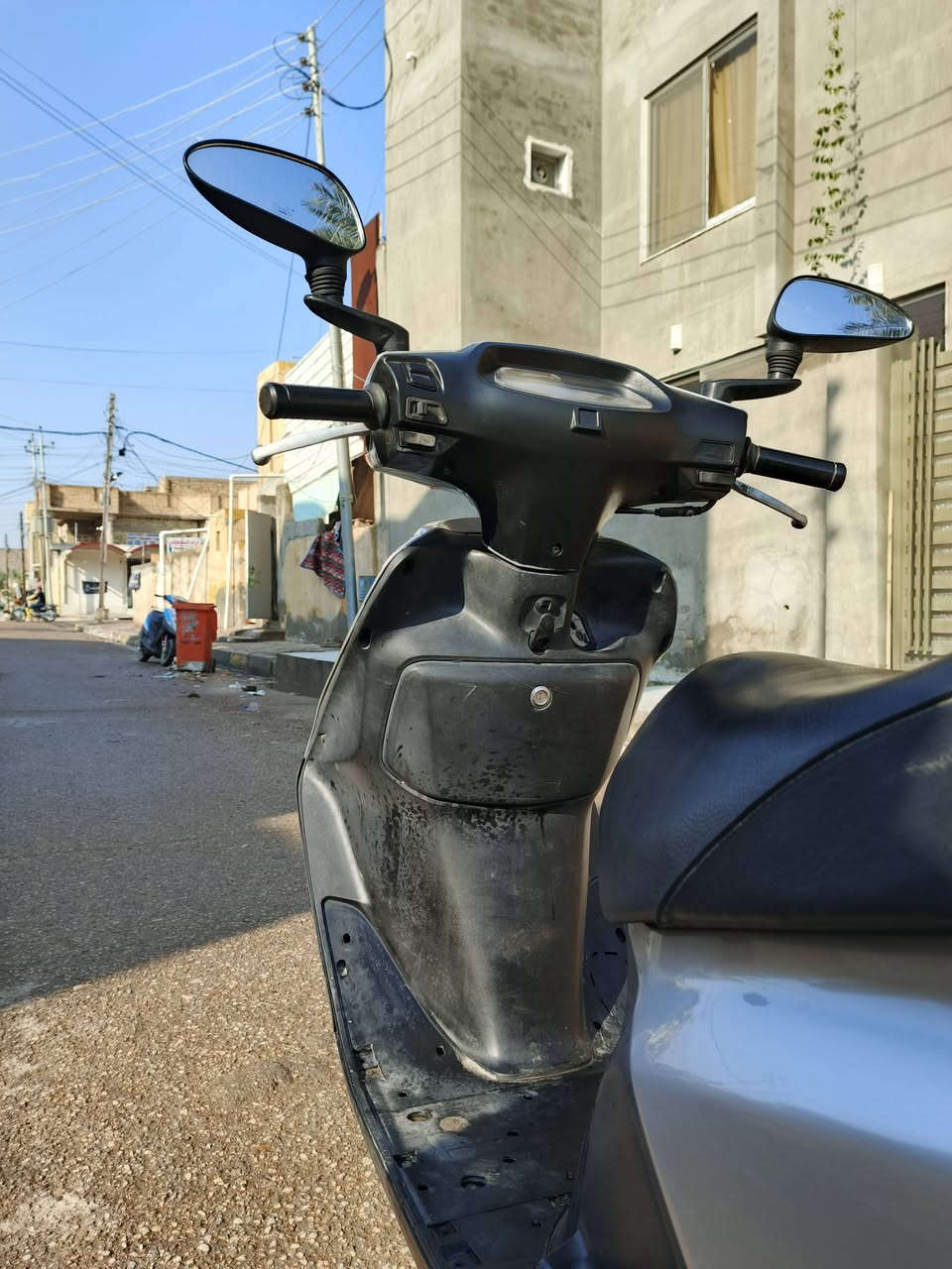 دراجه سبيسي للبيع دراجه كفرات تجاري مكينه فول نظيفه كهربائيات شغاله دراجه تخبل الي يريد يتصل على هذا الرقم ***********
