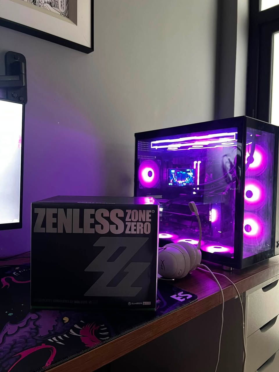 تجميعة كيس فقط

CPU: Intel Core i7-13700KF
GPU:  RTX Pny 3060 12GB
Motherboard: ASUS TUF B760 Gaming
RAM: 32GB DDR5 OLOy 6000MHZ
Storage:
1TB NVMe M.2 Samsung 980
1TB NVMe M.2 Hikvision
Cool :Jungle Leopard ProFlow 360 Liquid Cooler (5.5” LCD Display)
PSU : deepcool DQ 750w
Case: Xigmatek Aquarius Pro 7 fan ARGB 
مليون ونص قفل 
***********
