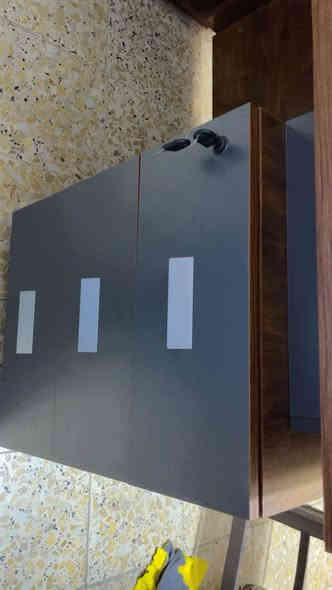 السلام عليكم ميز مكتبي للبيع  بعده بجيسه ما مستخدم ابد   ويا كرسي  للستفسار ولتصال.  
***********هاتف 
***********واتساب 
مكاني بغداد
