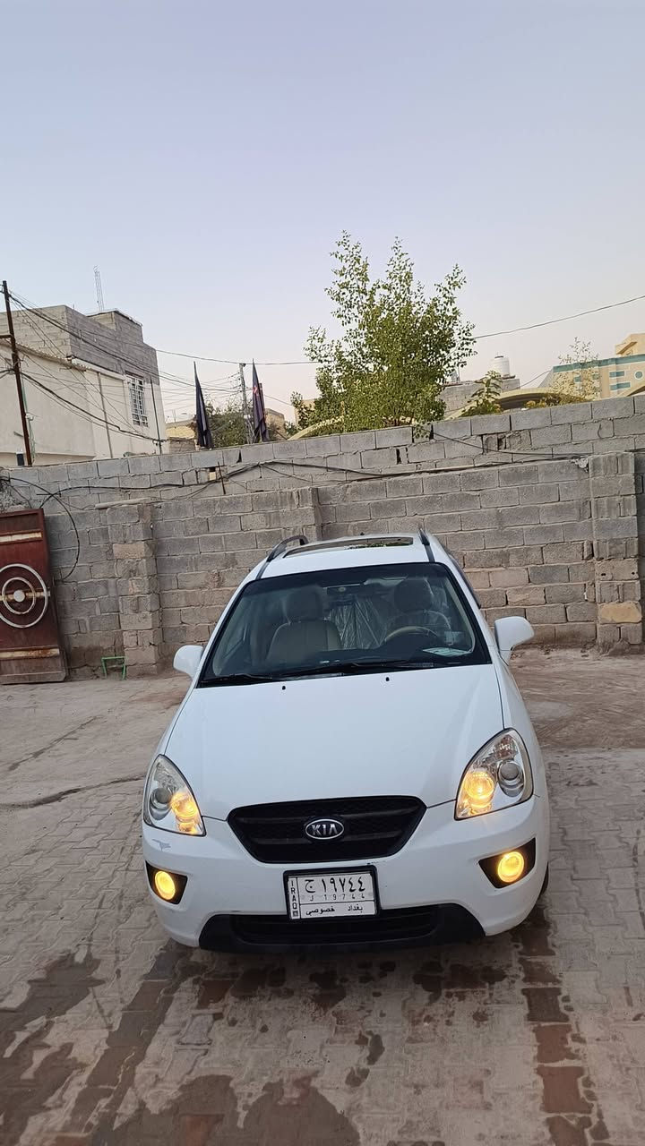كيا كارنز موديل 10 سبعة راكب خليجي مكينه الفين دوش رقم بغداد الماني باسمي لون ابيض جاهزه تخم تاير تبريد حداديه جديده مشط جديد بيها قطعتين صبغ جاملغ وبنيد فقط مكاني كربلاء السعر 115وبيها مجال  الاستفسار ***********
***********
