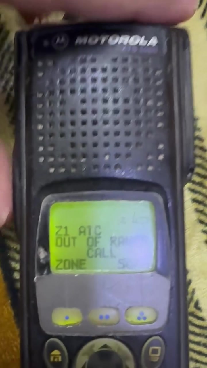 سعر بما يرضي الله
Motorola XTS 5000
Model: H18QDF9PW6AN
البطارية منتهية قاعدة الشحن و الشاحن موجودة  

* نسخة احترافية نادرة قابل للبرمجة
* يدعم ASTRO Digital / P25
* نسخة احترافية حكومية/مؤسسات
* يحتوي Flashport Features
* ليس نسخة اقتصادي


**إذا كنت صاحب هذا الإعلان وتريد حذفه لأي سبب، رجاءا أرسل رسالة إلى الدعم الفني**