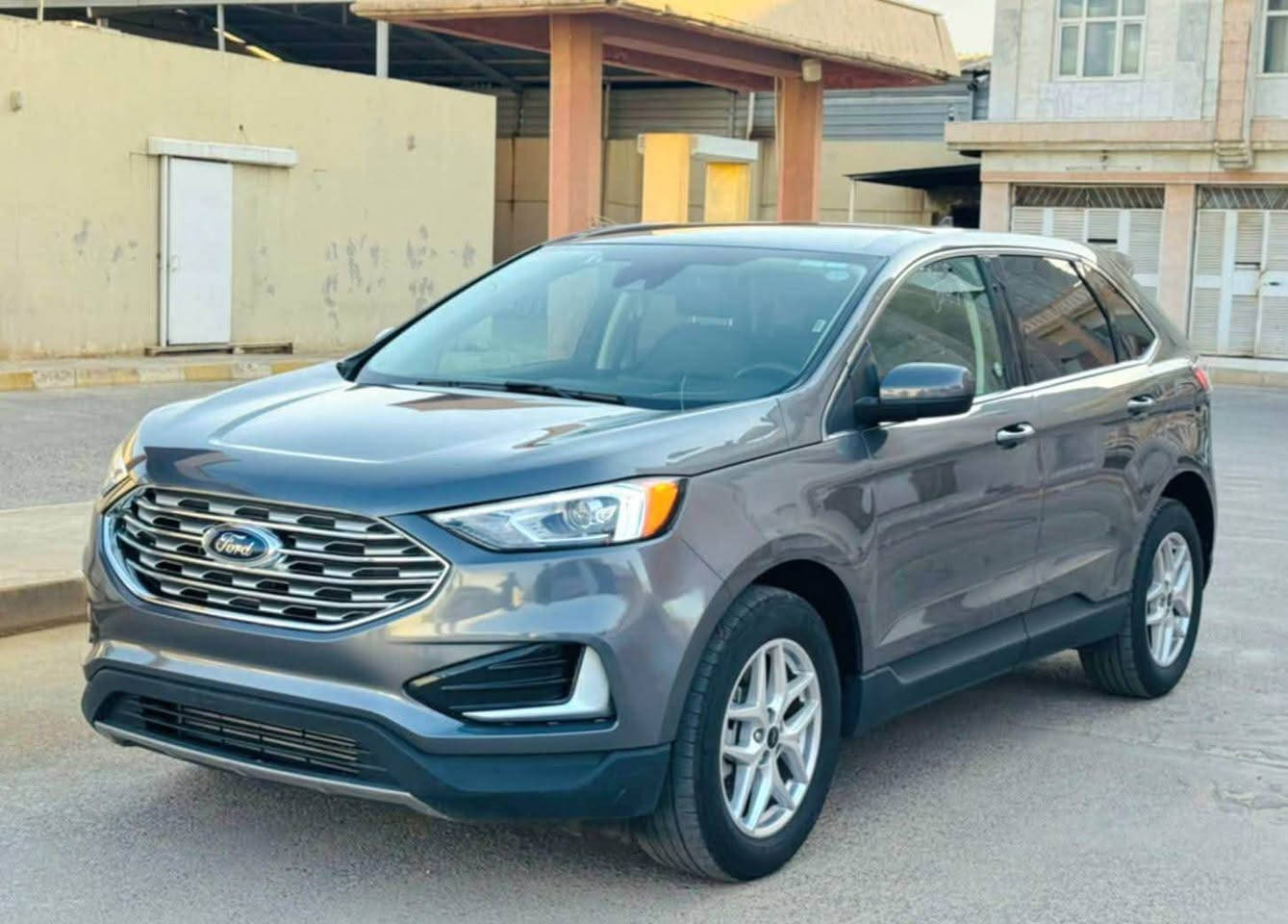 بسم اللە الرحمن الرحیم
Ford Edge 2024 SEL AWD 💥💥
فورد ايدج 2024 فوول مواصفات بس بدون بنوراما
محرك 2.0 تيربو 🚀 4 سلندر
بجم و خلفي كبس شرط الفحص بدون صبغ 
رقم شاصي موجود بالمنشور
۳٤ الف ميل ماشية
❤️ مواصفاتها معروفه
بصمة و تشغيل عن بعد
شاشة كبيرة و كيج الكتروني
ويل كروم و دبل اكسل
اوتو هولد و حساسات امامية و خلفية
رادارات امامي و خلفية
رادار جانبي(نقطة عمياء)
كشنات هيتر
كشنات كهربائي فور وویل لايت Led
بريك بصمة تبريد مركزي 
بعد بيها مواصفات ...
كير محرك تبريد ارباک حجر بئە رادار کلە بشرط
سیارە رقم کاتی ، تترقم شمالی
سعر بلاش 140 $ مجال قلیل
*********** اكر, نينوى
