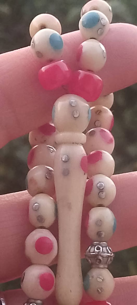 يسعد مساكم بكل خير 🖤🖤🖤 
مسبحة عضم تنزيل فيروز ومرجان عدد الحبات٣٣حبة وقياس الحبة ١٠مل🖤🖤🖤


**إذا كنت صاحب هذا الإعلان وتريد حذفه لأي سبب، رجاءا أرسل رسالة إلى الدعم الفني**