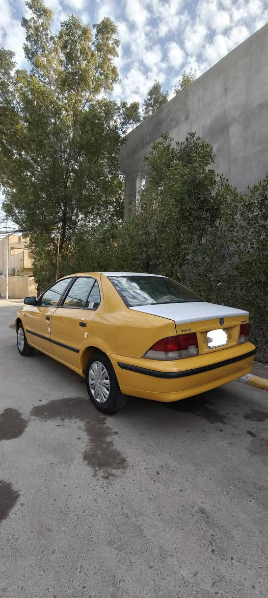 سلام وعليكم سمند موديل 2012  سيارة كلش نضيفة وجاهزة من كلشي مكينة كير حدادية خير من الله تبريد شغال بيهة صبغ باب السايق فقط والباقي بلادي دواخل بلادية كهربائيات كلهة شغالة سنوية جديدة رقم بغداد ألماني مصفرة هيئة مكان بغداد سعر ٣٩ وبيهة مجال رقم ***********
