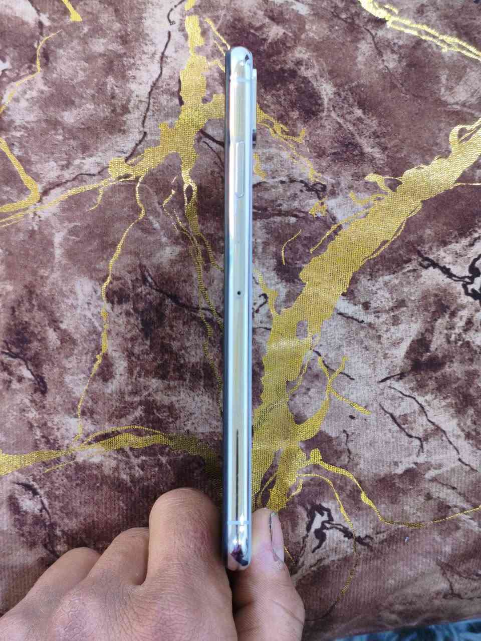 اكس ماكس ذاكرة 256 بطاريه 77 كله بلادي مبدل فقط شاشه فيس ايدي شغال رايده ب 160 وبي مجال كلش قليل حك جيتك بس رقمي ( *********** )
