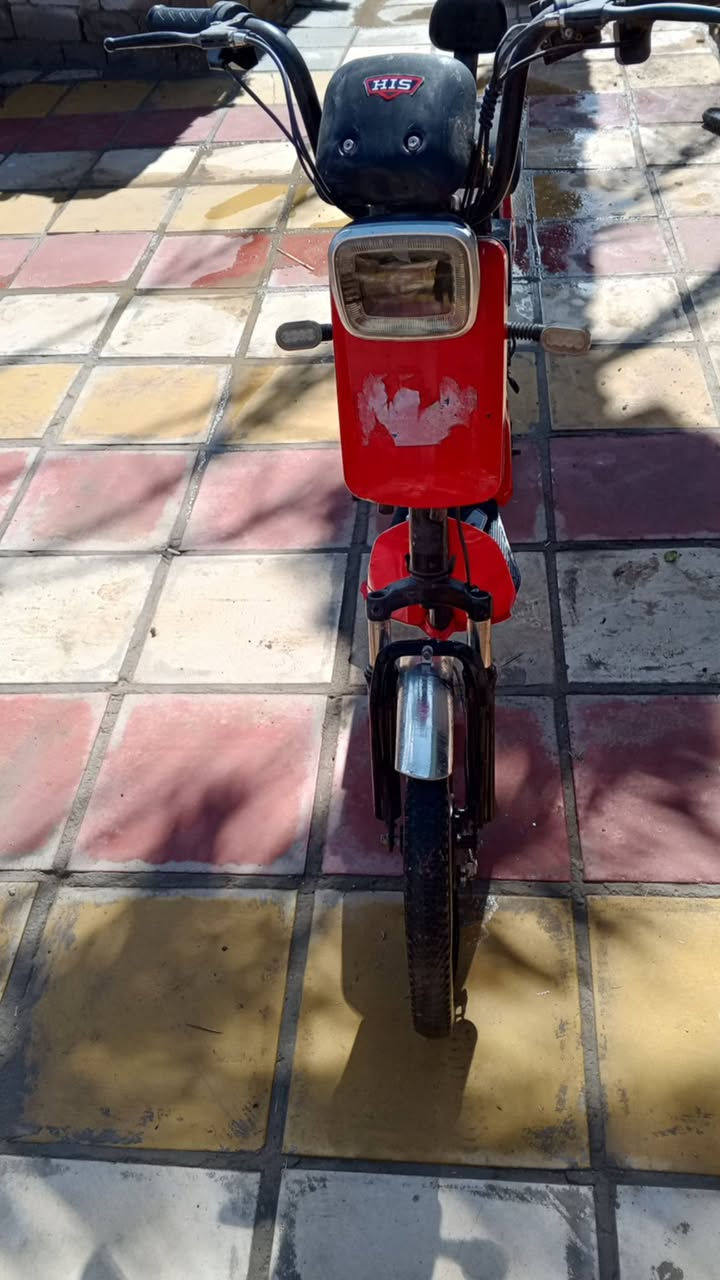 السلام عليكم ورحمة الله وبركاته باسكل شحن للبيع كامل نضيف كلش البطاريات شغاله جدد بس معوز ملف الملف مالته عاطل سعره مناسب 180 او بي مجال المكان النجف لاشرف مشخاب ناحيه القادسيه هاذ راعيه تواصلو وياه مهداوي السيلاوي هاذا رعيه تواصلو وياه


**إذا كنت صاحب هذا الإعلان وتريد حذفه لأي سبب، رجاءا أرسل رسالة إلى الدعم الفني**