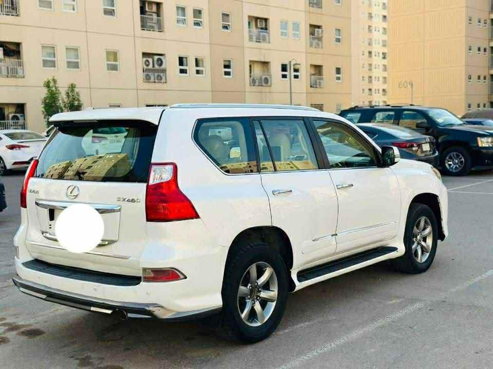 سلام عليكم
للبيع 
لكزس Gx460 
V8 4600cc
موديل 2012 محدثه ٢٠١٩ 
ماشيه 146 الف كم 
 
مواصفات السياره
 
١- جكات 
٢- تدفئه + تبريد مقاعد اماميه 
٣- تحكم تبريد امامي + خلفي 
٤- سلايد
٥- ٧ مقاعد 
٦-حساسات امامي خلفي 
٧- كامرات ٣٦٠ درجه 
٨- تعتيم كامل للمري 
٩- خزن ميموري لكشن السائق 

‎ملاحظه السونار مرفق بالمنشور 

موقع السياره بغداد زيونه 
للأتصال :- ***********
***********
