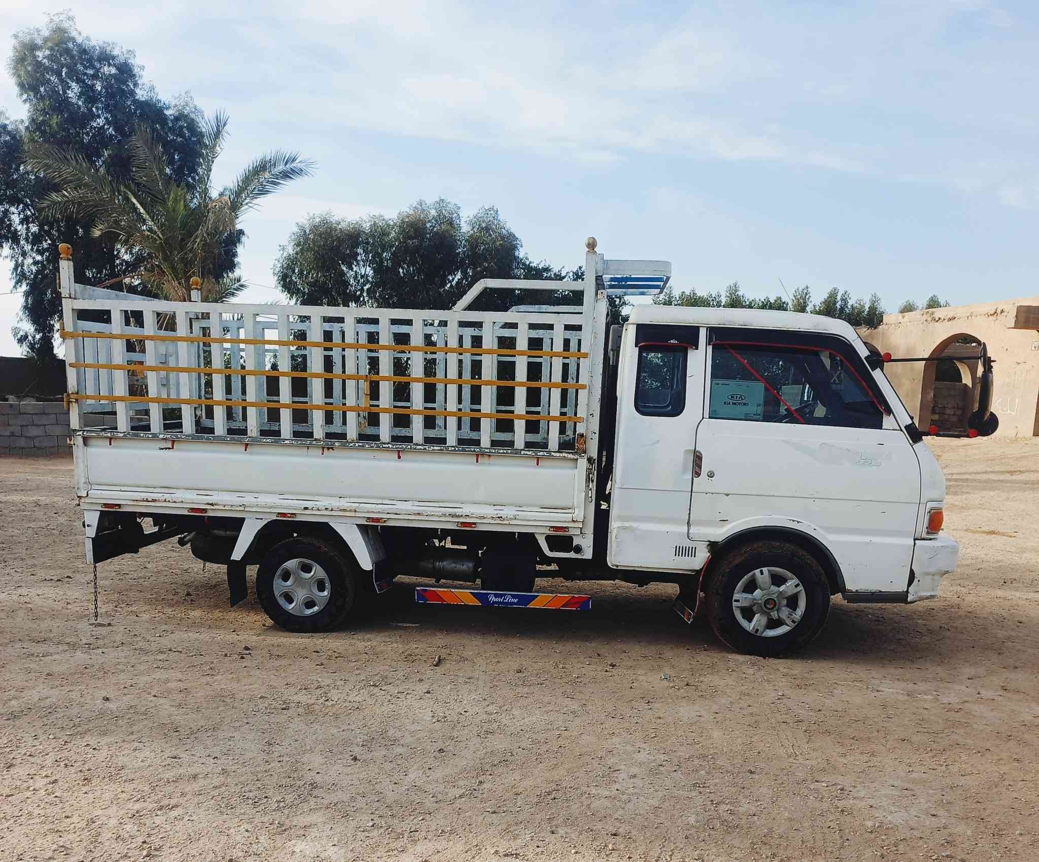 اسلام عليكم كيا بنكو موديل 96
السياره كير ومحرك واكسن مكفولات تخم تاير
 السياره حلوه مال جناي القماره وضع شركه 
(رقم انبار )تحويل ثاني يوم السعر 50 وبيه مجال قليل

***********
