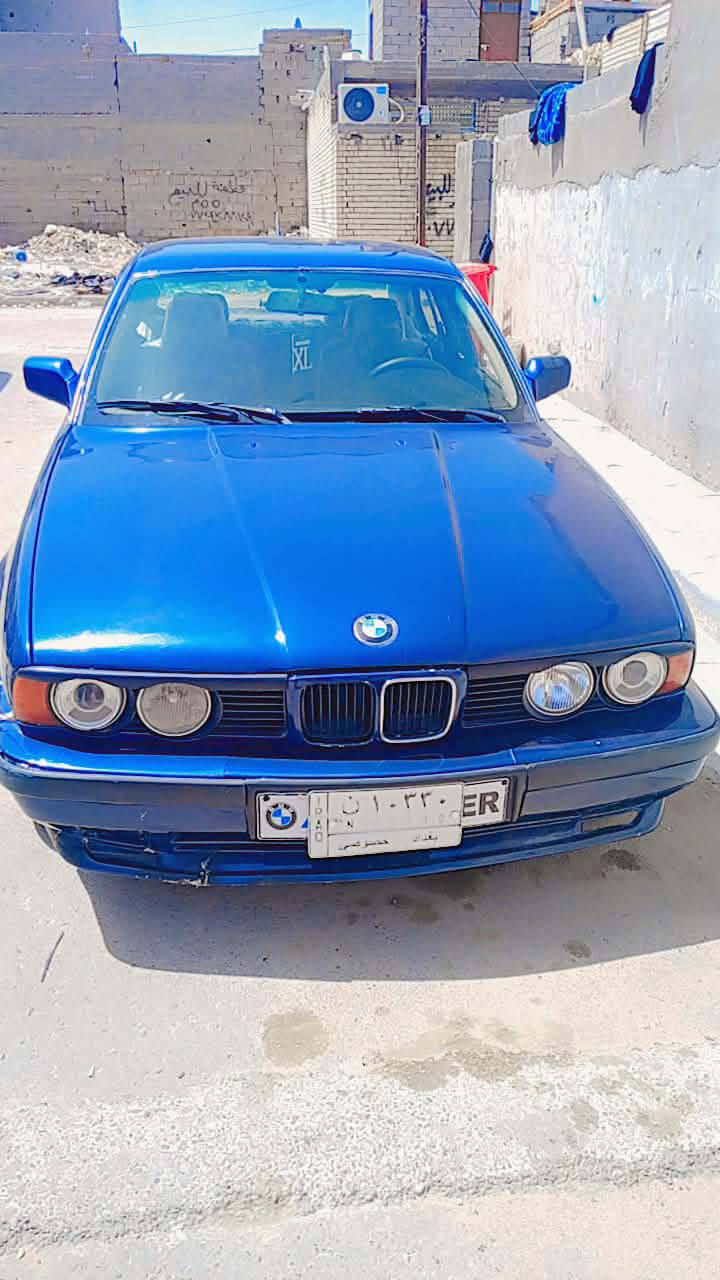 سلام عليكم
بيم موديل 88البيع كير مكينه مكفولات حداده جديده 
بيهه تخم تاير جديد لايتات زنون داخلهه نضيف مكاني بغداد العبيدي 
تحويل ثاني يوم سعر 45وبيهه مجال رقم ***********

