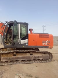 حفارة • بصرة زبير • للبيع