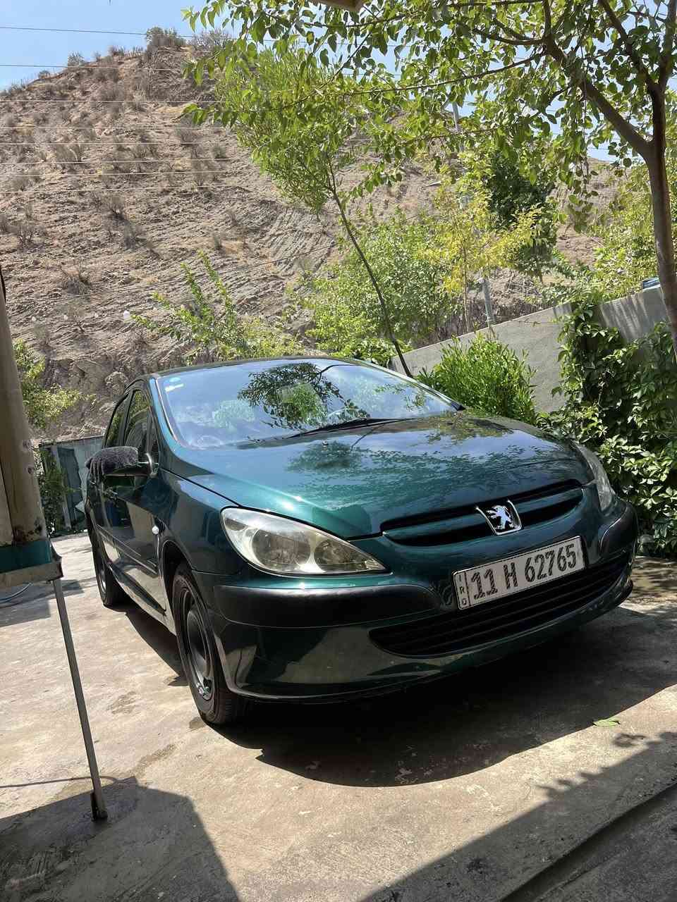 السلام عليكم اخوتي بيجو 307 مكينه 2000 تبريد منضومه جديده هسه شادها  مانقصه شي كامله 52 ورقه ***********
