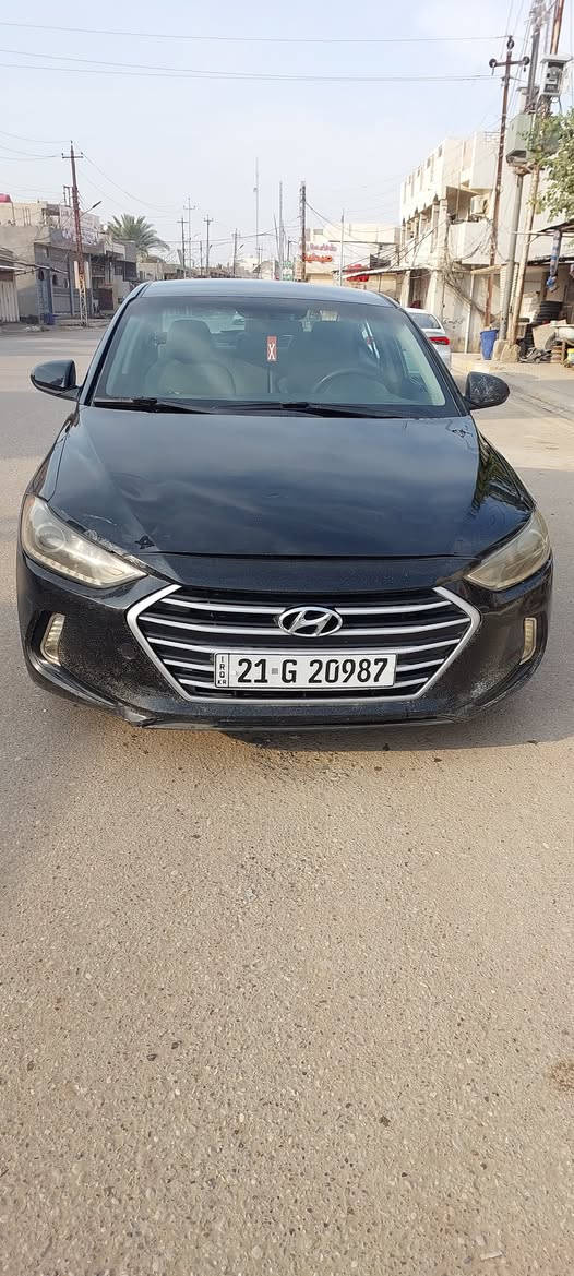 النترا للبيع موديل ٢٠١٧ امريكي 
ضرر جاملغ وباب خلفي 
غير متواجد على لفيس سعر 117 وبيها مجال هذا رقمي ***********
