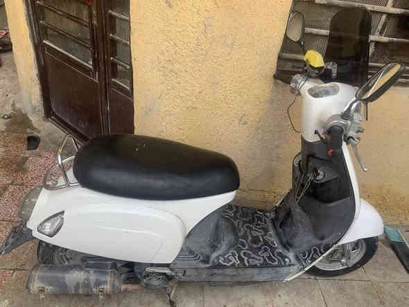 دراجه ١٢٠ للبيع
سعر ٣٢٥ وبيها مجال 
مكاني شعله 
رقم ***********
