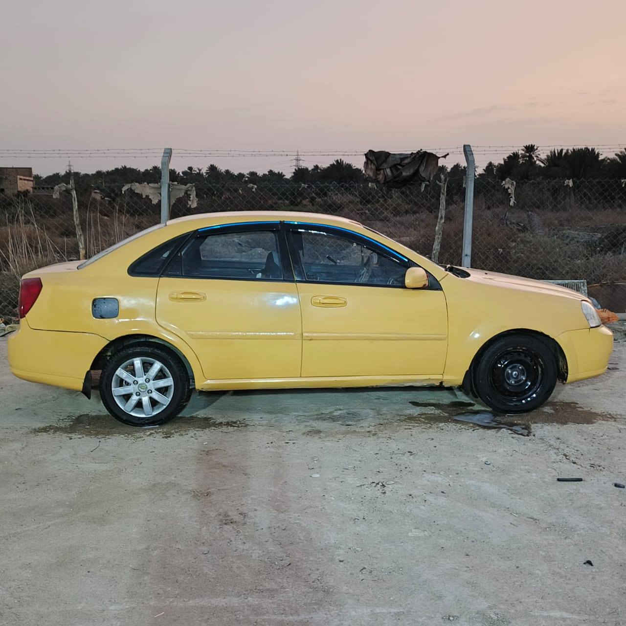 سلام عليكم اوبترا 2011.   كامله  مانقصه شي  ممحرك كير  خير من لله.   سنويه  بعدهي مامنتهيه.   لل 2028.   فقط مراوس بسياره ارنب  نضيف. تصال عل رقم ***********
