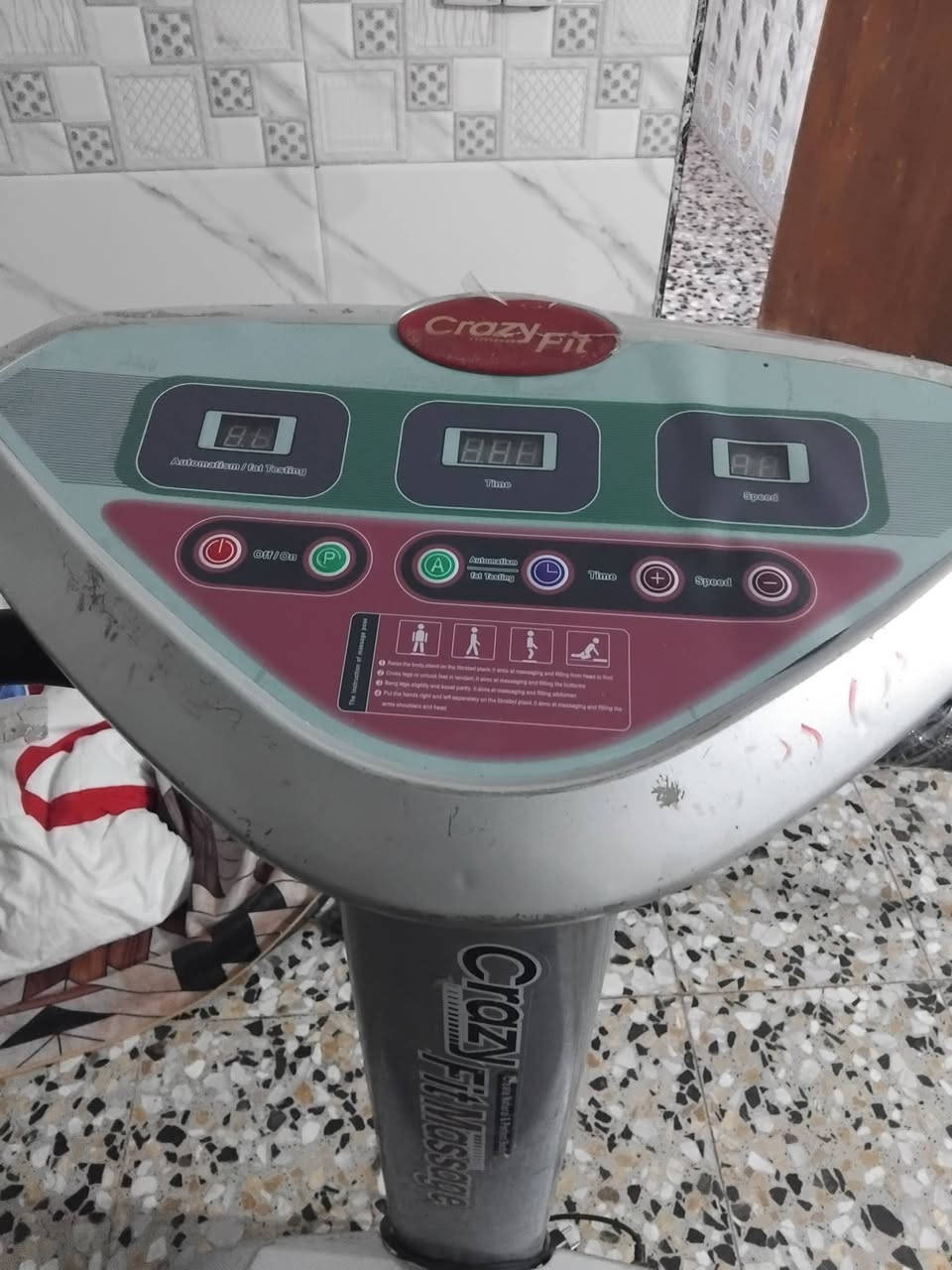اجهزه تدليك للبيع مال موكب بس محتاجين نسوي تكيه بيهن ٤شحن على تايبسي و٦كهربايات و٢ اجهزه حجم الكبير ***********بقداد العبيدي
