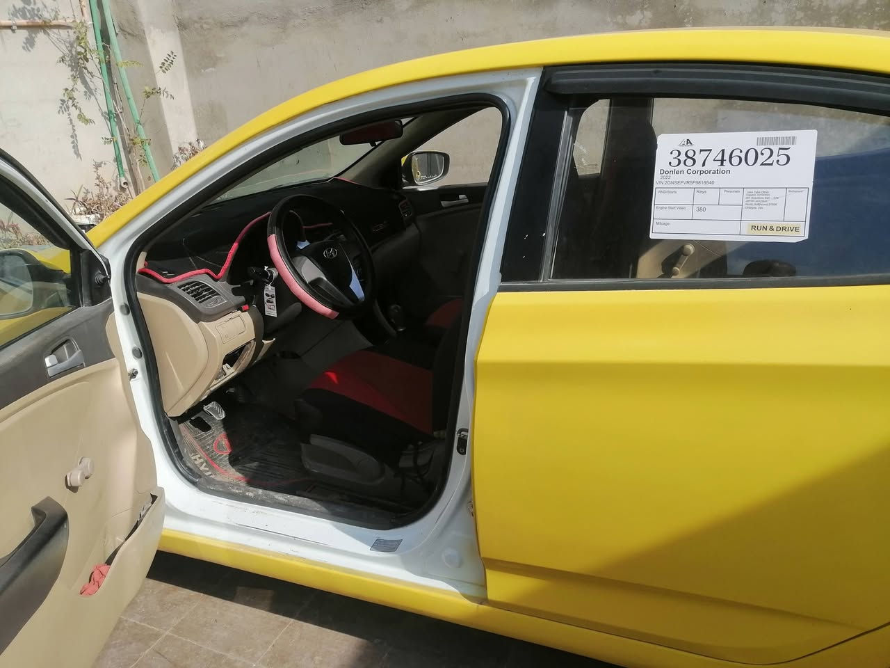 اكسنت مضلع موديل ٢٠١١ كير عادي محرك ١٦٠٠ محرك والكير شرط السعر ٨٠ ورقة الاتصال ***********
