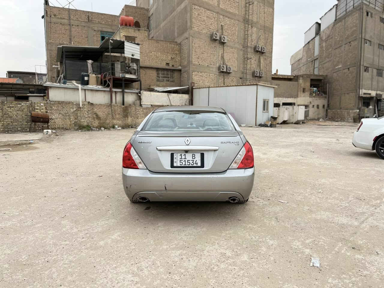 بسم الله الرحمن الرحيم
رينو سافران 2010 لون سلڤر محرك 2.4/ v6

محرك جديد حداديه وصدر جديد وتبريد 1/1

مواصفات /مري شفط كهربائي ، تدفئة مقاعد تبريد قطعتين رقم بغداد انگليري جديد بأسمي 

سعر 90 ورقه وبيها مجال بسيط

موقع /  بابل 

للأستفسار /*********** واتساب
