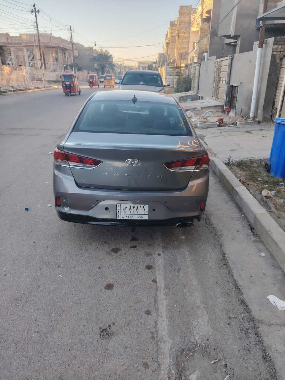 سوناتا للبيع موديل ٢٠١٩ محرك ٢٤٠٠ حادث امريكا موجود مع الصور بدون دواخل لغود وشواصي كفاله محرك وكير كفاله نص فول السياره ايرباك دركه فقط وراجع سستم رقم بغداد بسمنه تحويل ثاني يوم تدفئه تبريد صدر كهربائيات كله لوك ع وضع الشركه السعر ١٢٥ ورقه مكان السياره بغداد البلديات ماشيه ٧٨ الف رقم الموبايل ***********
