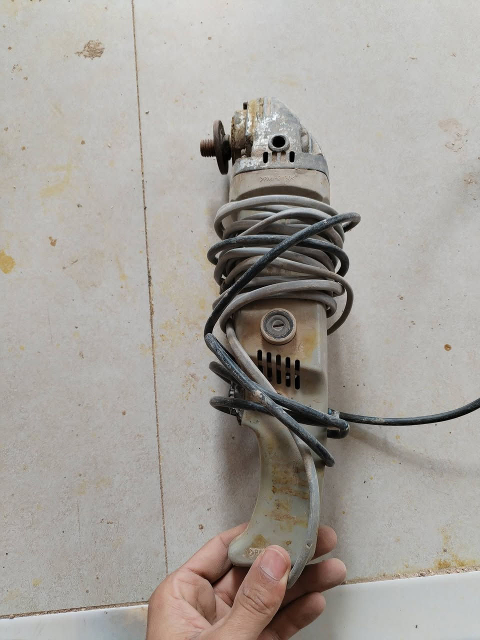 السلام عليكم من رخصة الادمن المحترم عدد يدويه بيهن فحم وبيهن شغال كل قطعه بسعر يوجد توصيل لجميع المحافظات 5 الاف


**إذا كنت صاحب هذا الإعلان وتريد حذفه لأي سبب، رجاءا أرسل رسالة إلى الدعم الفني**