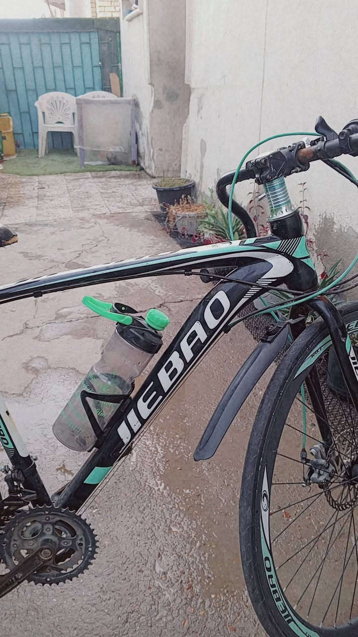 سلام عليكم بايسكل c700 للبيع أو مراوس بناتي السعر 125 مكاني بغداد
***********
