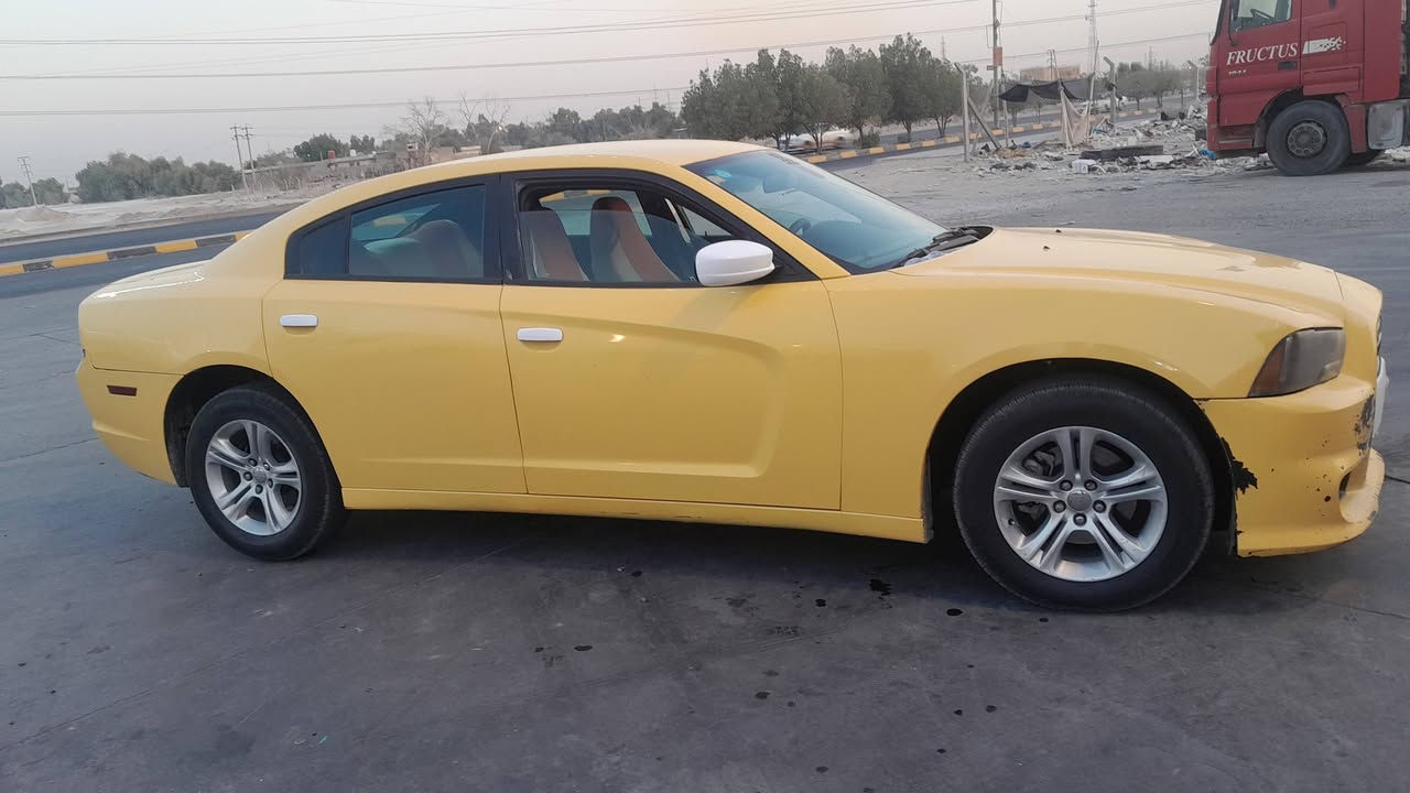 السلام عليكم
سيارة جارجرموديل 11خطها ناصريه نجف سيارة جاهزه ماناقصها برغي السعر125وبيها مجال ***********اتصل ودلل
