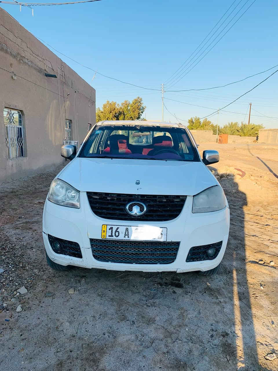السلام عليكم 
بيكم 2016للبيع السيارة نضيفة 
مداور ثاني يوم للبيع او مراوس بستاركس
مكان السيارة السماوة الوركاء السعر87وبيه مجاال
***********واتساب
