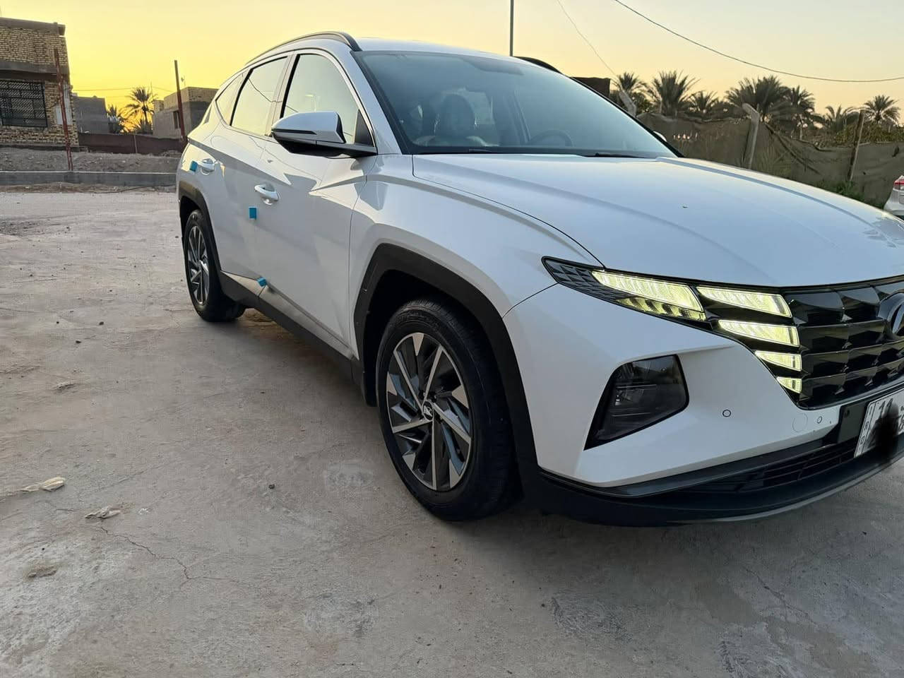 السلام عليكم ورحمة الله وبركاته 
للبيع توكسان 2023 ضمان شركه الاولى خليجي كفاله من الرصعه شرط 
جديده كلش وعلى ادينه من الزيرو باسمي رقم الجديد حولته قبل ايام وسويت هزه جديده 
داخل كريمي 
ايباد 
شاشه 
اوتو هولد
سايد بريك دكمه 
حساس امامي وخلفي 
كامرا متحركه
شاحن تلفون 
مقاعد إماميه كهرباء 
بردات خلفيه
تشغيل عن بعد 
بقية المواصفات المعروفه 
مكان السياره بالحله 
السعر 210 
الأتصال 
***********
