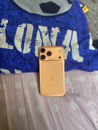 ايفون XR • ٦٤ • بطارية ٨١