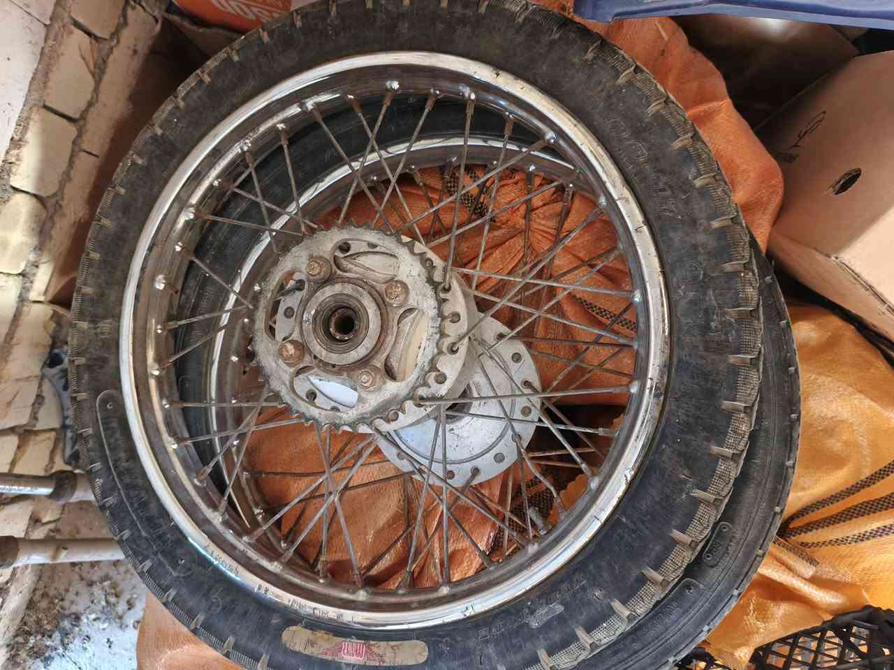 البيع غراض دراجه محرك  الشاصي كلك التفاصيل ***********
