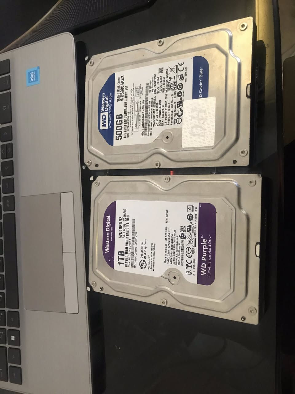 هاردات ثنين سعه 1تيرا + 500 گيگا للبيع الي يفيدنه يراسلني مستعملات شي بسيط شرط الشغل يوجد توصيل


**إذا كنت صاحب هذا الإعلان وتريد حذفه لأي سبب، رجاءا أرسل رسالة إلى الدعم الفني**