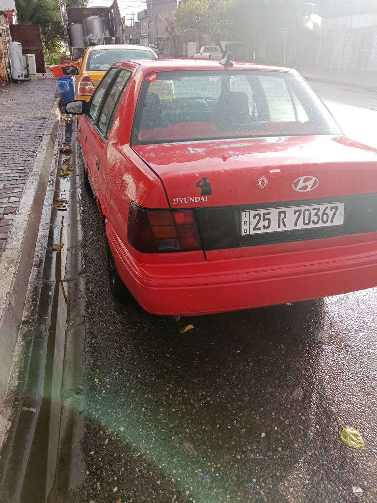 سياره هونداي موديل 1992 بسمي سنويه نافذه 2028 محرك كير شرط أربع تواير جدد السعر اتصل عل رقم *********** كركوك, العراق
