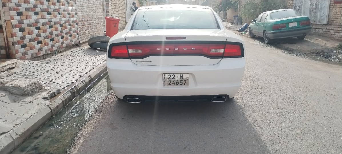 جارجر مديل 2012رقم اربيل سياره داخله كفاله  بيه صار  بل باب تعمير  وبل جملغ خلفي تعمير  سياره كير ومكينه ستنوي شادهن كارتون وتبريد ثلج مراوس اوبامه احدث  او بيع   ***********
