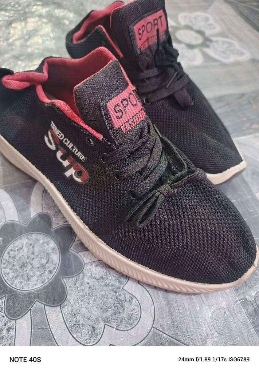 احذيه فلات طبي مريحه جدا جميع القياسات متوفره
لبيع جمله فقط 
رقم الهاتف ***********
