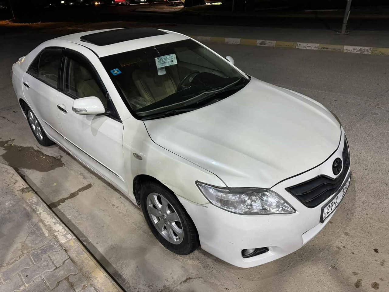 كامري موديل ٢٠١٠ خليجي 
رقم واسط باسمي مميز تحويل مباشر 
مكينه ٤ فول موصفات فتحه سقف شاشه وكامره تبريد قطعتين بردا بيه رشات صبغ ابيع عام سياره جاهز احلا من الصور 
السعر ٨٨ وبيه مجال قليل المكان كوت الخاجيه مركز المدينه 
*********** دهل اوران, واسط
