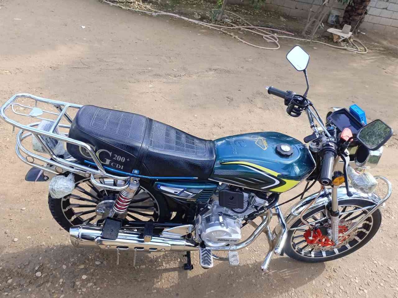 سلام عليكم دراجه سيفان موديل 2025 مفول اوراق كامله السعر 780 وبي مجال ***********
