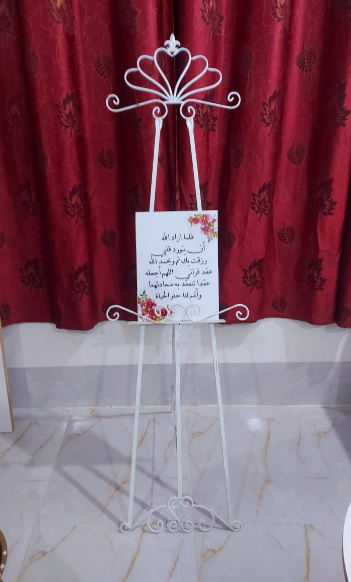 السلام عليكم  غراض كوشه اعراس كامله للبيع ابيعهن شلع
 
كل الي موجود سعره  650 الف 

ديالى / قضاء الخالص

***********
