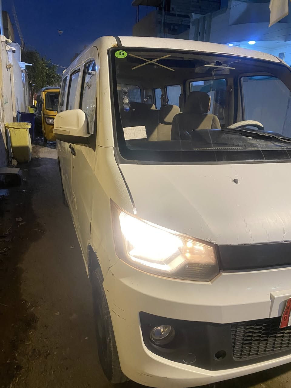 سياره فاو ١٠ راكب موديل ١٥ رقم بصره حره ليف. كير او محرك تماتيك محور سنويه نافذه سعره ٣٠ ورقه رقم هاتف ***********
