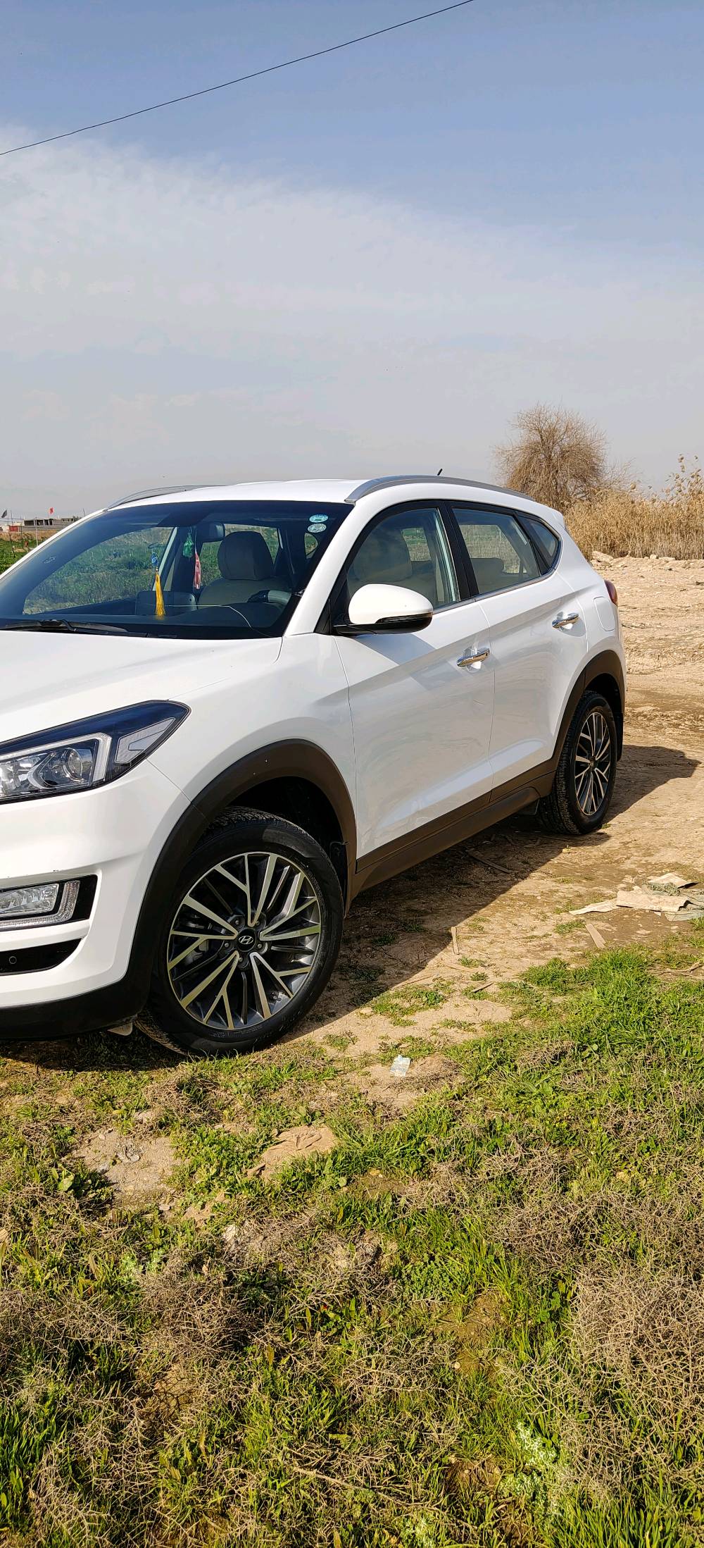 السلام عليكم
توكسون 2020 
كشنات كهربائي 
شاشه  كبير كاميرا خلفيه 
ماشي 25 الف فقط 
سبير ما نازل بعد 
رقم اربيل باسمي كربون بنزين 
***********
‏‪0770 564 7780‬‏
سعر 240
السيارة وضع شركة مكفول 
. مكان الموصل القبه قراقوين
