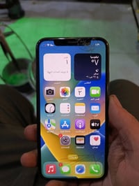 آيفون X • للبيع • مستعمل