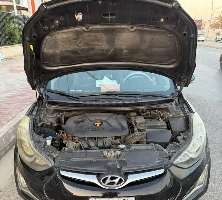 للبيع
هيونداي إلنترا (تك باب) موديل 2013 GLS،
مكينة 1800 نضيف
ماشية 151 الف
خالية من الحوادث، وارد خليجي،
 تحتاج كم شغلات بسيط.
السعر 95 ورقة و بيها مجال، ومستعجل بيعتة : رقم. *********** (واتس اب)
عندك شي تسأل عليه دزلي عالرقم.
