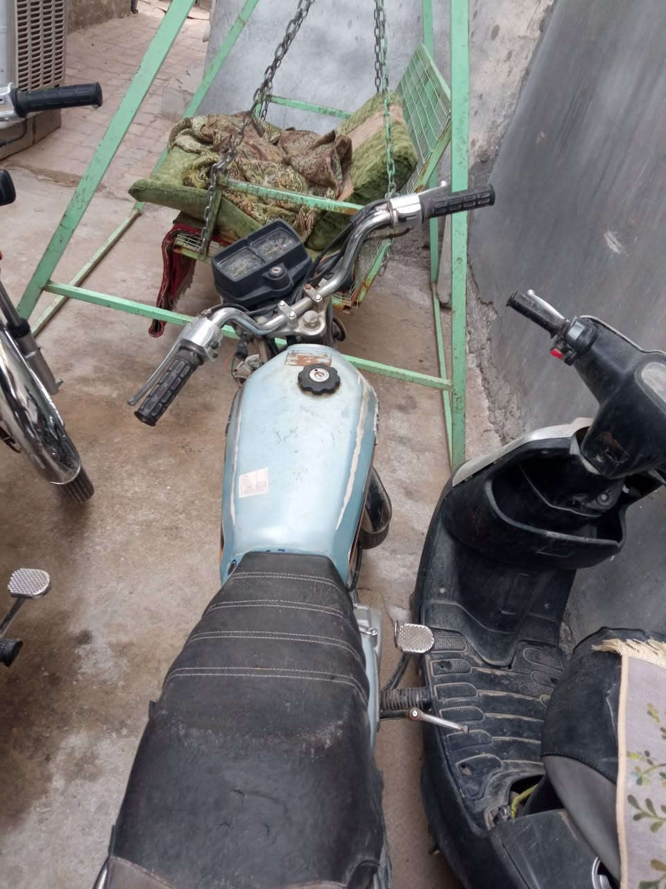 السلام عليكم ماطور للبيع شوفت عيونكم عوزه ترتيب والمكينه بيهه خيط بخار قليل مديل 2016 اوراق كامله مكاني كربلاء قرب فندق البارون السعر 450الف وبيهه مجال للشراي ***********
