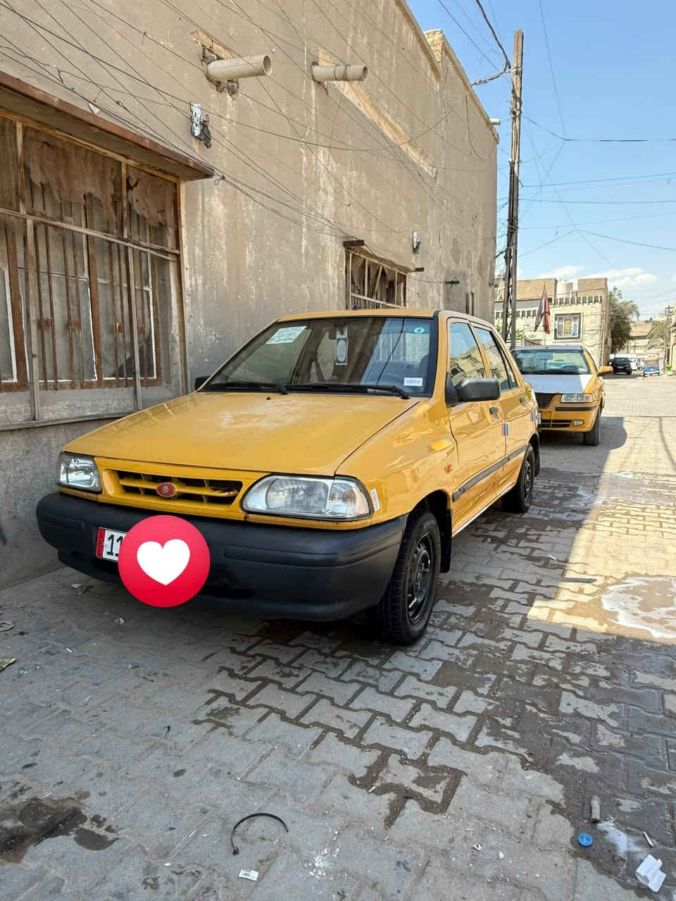 سلام عليكم سايبه مديل ١٥ للبيع مكينه وكير مكفولات سياره حلوه كامله عنوان بغداد جديده الاتصال ***********
