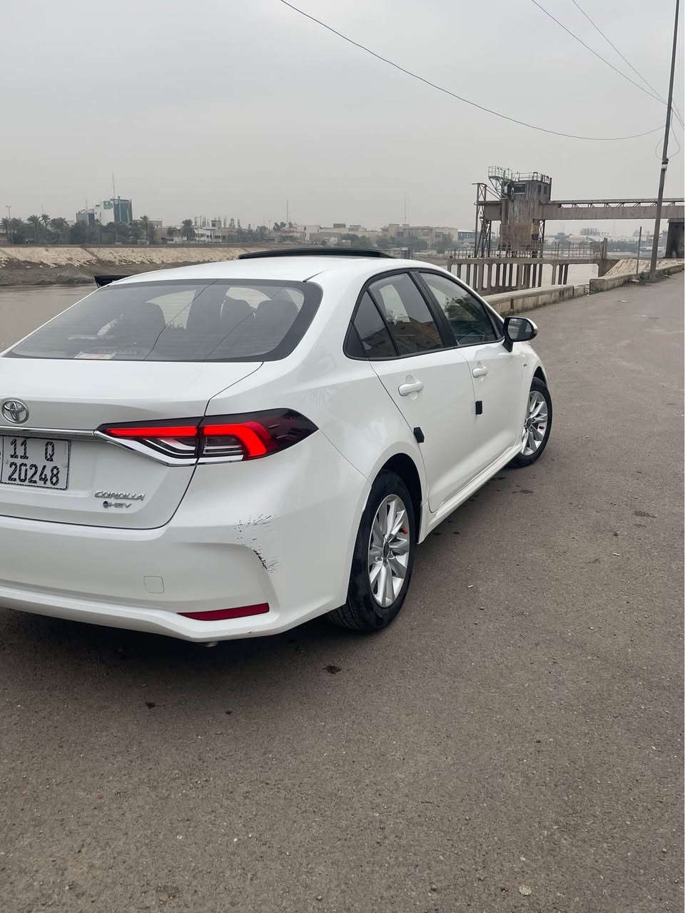 كورلا هايبرد موديل ٢٥ ماشيه ١٣ الف بيها بس خشم الجاملغ بارد شبر مكانها العطيفيه جامع براثا ***********
السعر ١٥٣ وبيها شي بسيط بغداد, العراق
