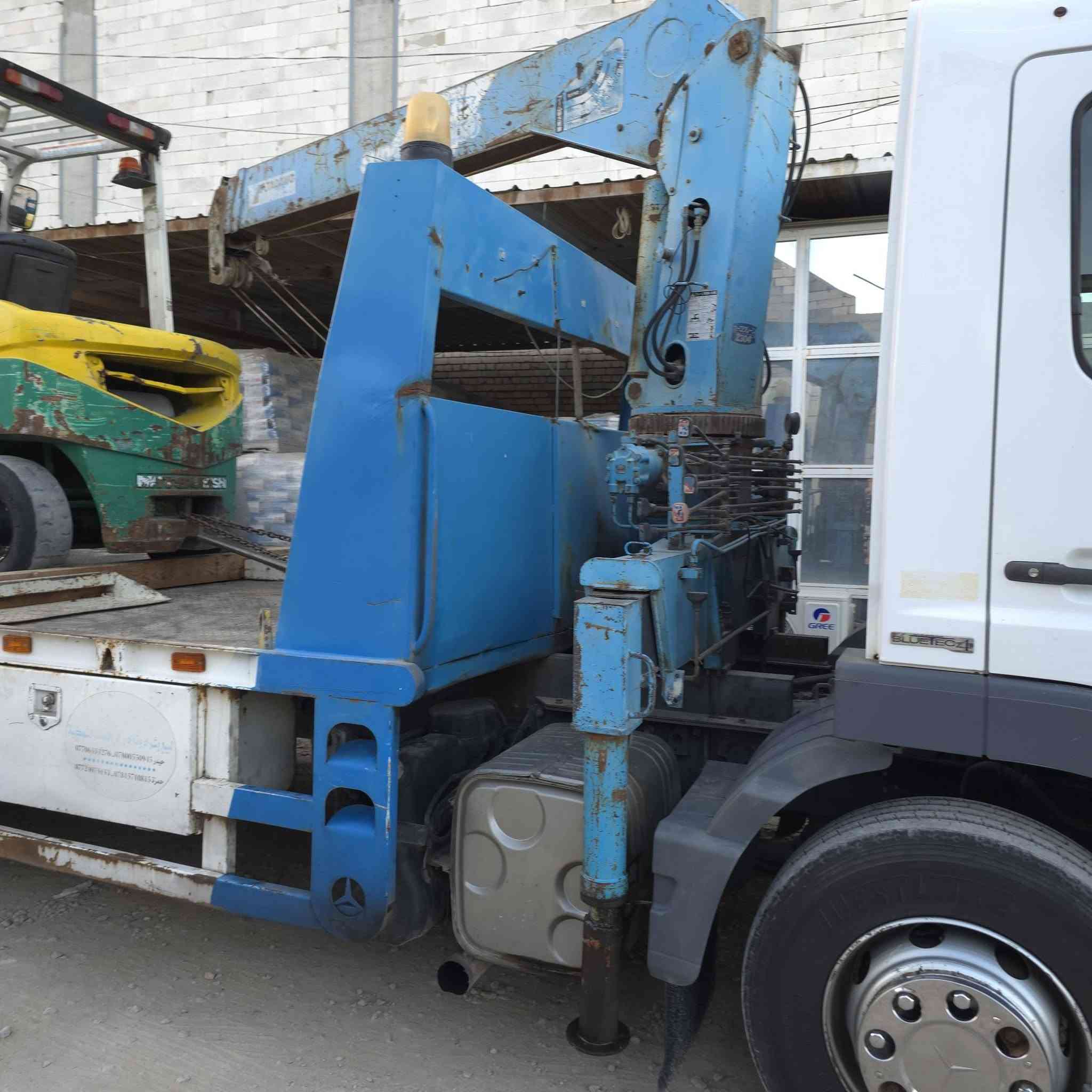 السلام عليكم كرين 3 طن للبيع
كرين 3 طن superZ للبيع 
العنوان كربلاء المقدسة 
السعر 3500$ 
للإستفسار اكثر ***********
