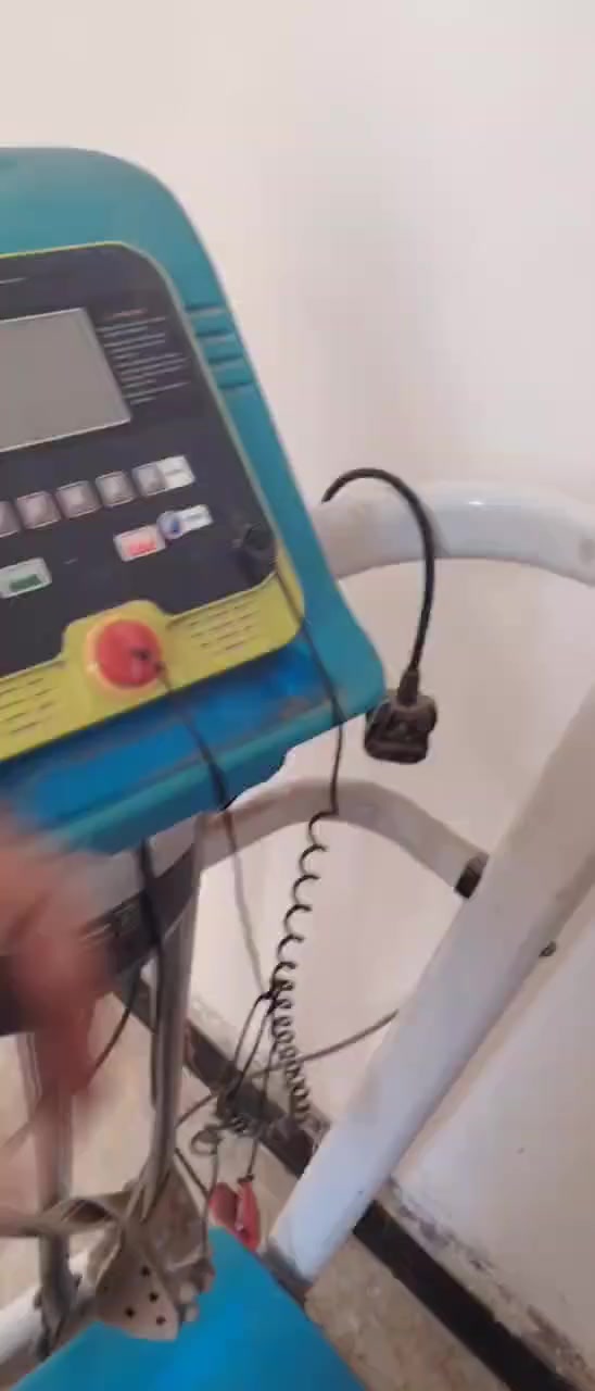 للبيع جهاز جري
استعمال قليل بدون ضرر كل شي شغال بي
للتواصل
***********
