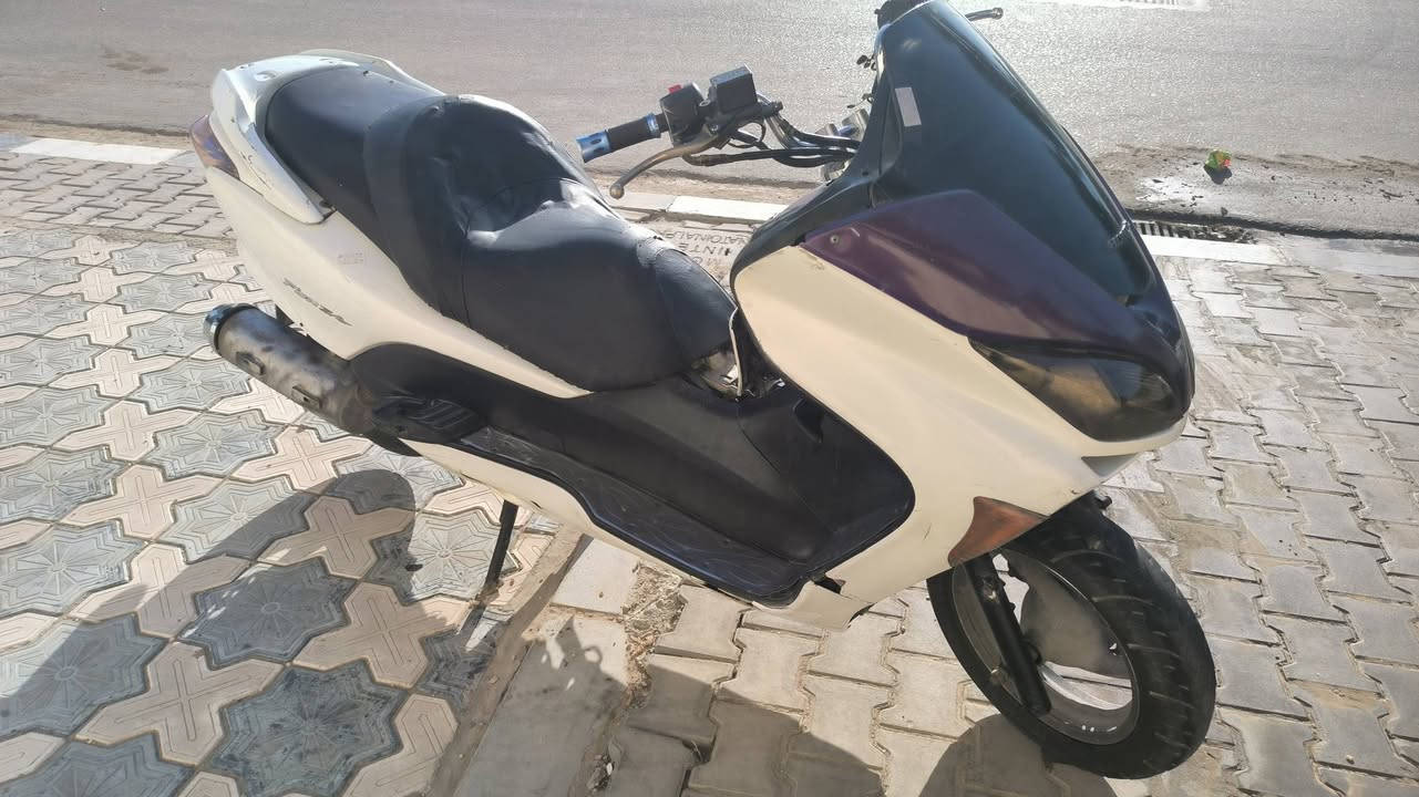 سلام عليكم فورزه 80 محرك مفتوح عايزه بس جملغ سعره 500 بيع لو مراوس


**إذا كنت صاحب هذا الإعلان وتريد حذفه لأي سبب، رجاءا أرسل رسالة إلى الدعم الفني**