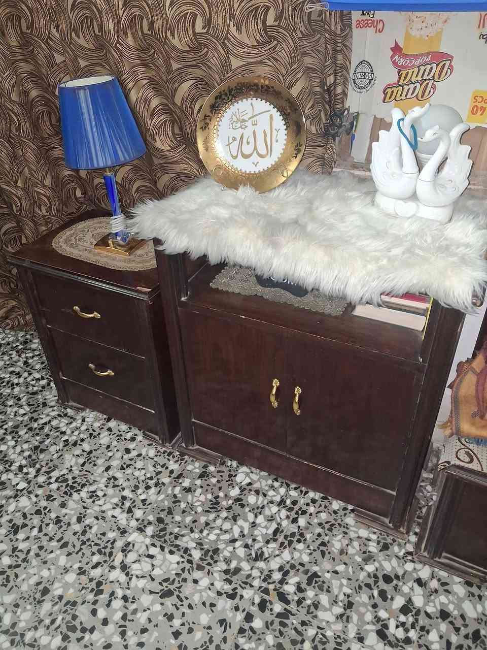 السلام عليكم غرفه نوم لبيع السعر مليون بيها مجال بغداد ***********
