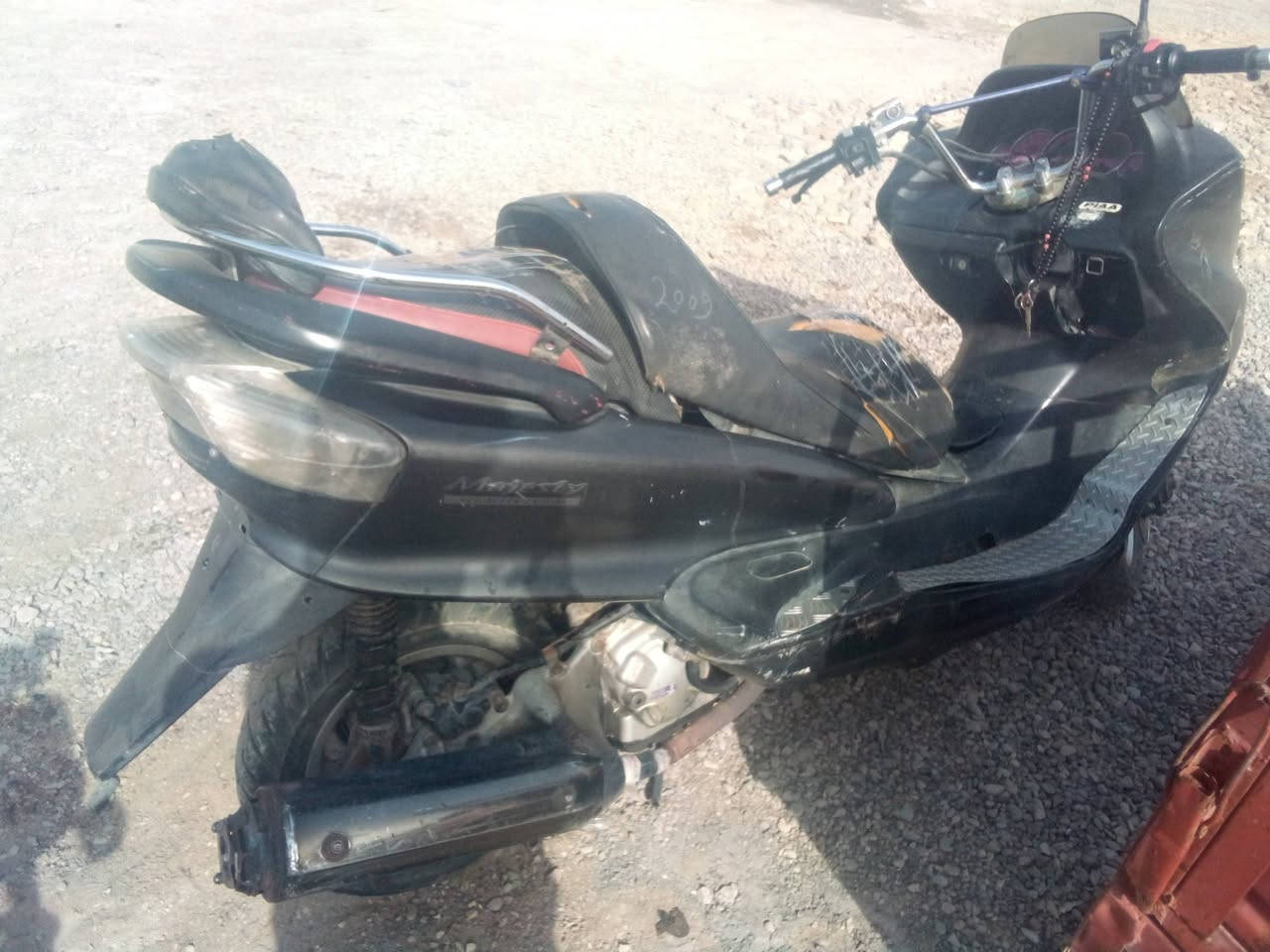 السلام عليكم.. ماجستة دبل رون محرك 250cc تبريد مي
كهربائيات كاملة..نقصها كابريته وجوين كابريته 

ابيع هيج مستعجل ب300 وبيها مجال 
مكاني ديالى تقاطع القدس


**إذا كنت صاحب هذا الإعلان وتريد حذفه لأي سبب، رجاءا أرسل رسالة إلى الدعم الفني**