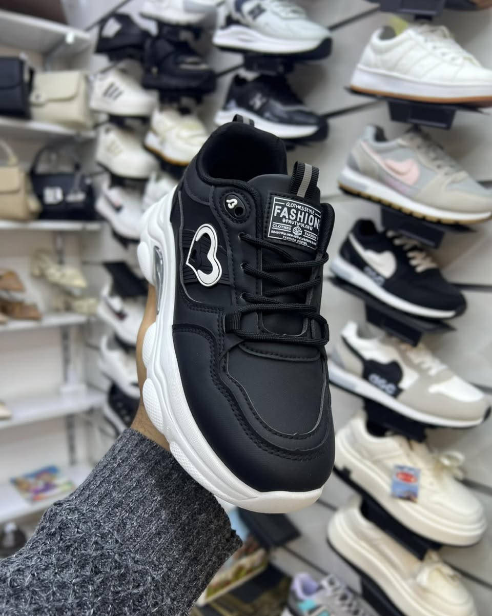 1️⃣ #جديد_براند 
  
        #ترند  #احذيه 

القياسات المتوفره 37-41

📌للحجز
مراسلة الصفحه او عن طريق الواتس آب على الرقم ***********

♦️ العنوان/بابل/المسيب/شارع البلديه/مجاور مجمع الرحمن

♦️ تتوفر خدمة توصيل لجميع محافظات العراق
